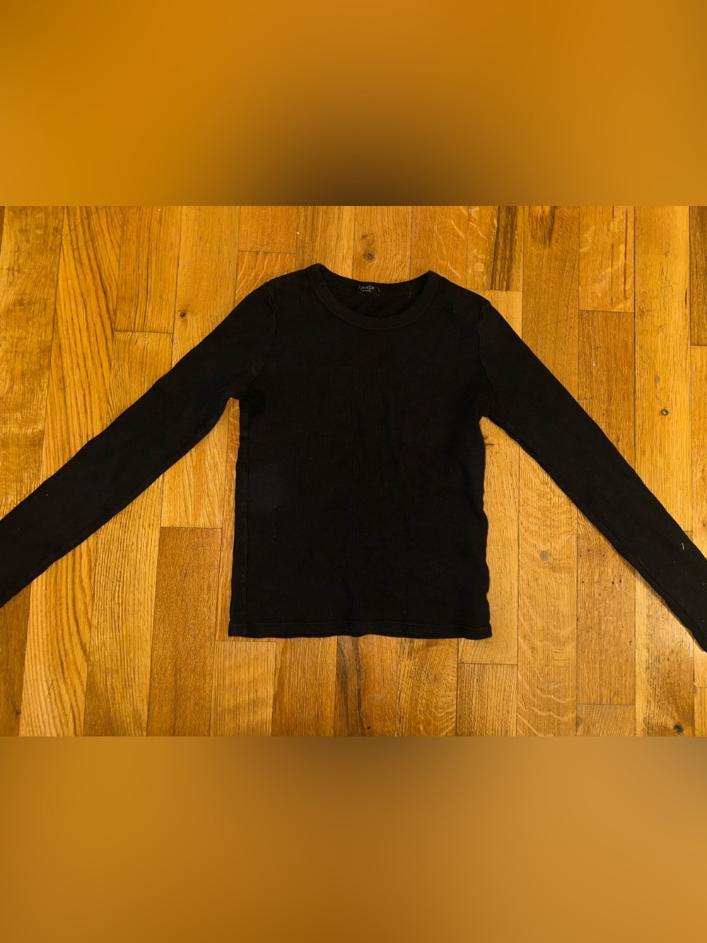 Black Long Sleeve Crewneck Top